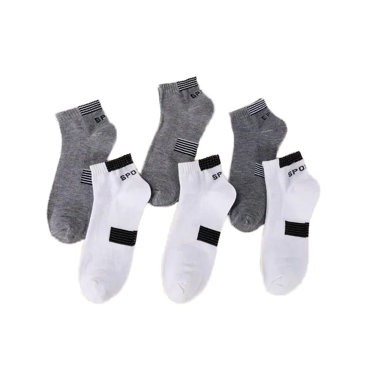 10 pairs of removable cotton sports socks . 10 أزواج من الجوارب الرياضية القطنية القابلة