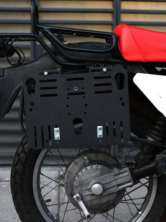 Acme Moto Universal Mounting Plate Pair