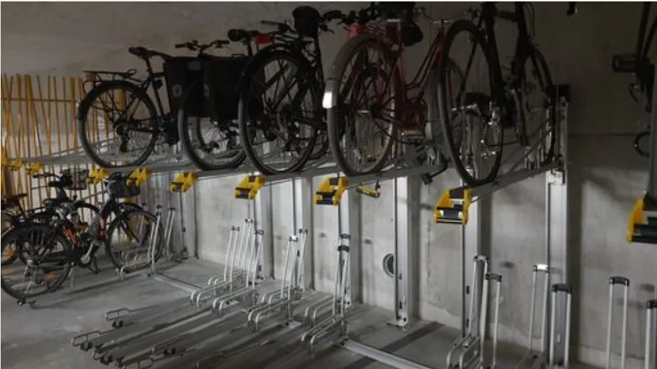 BICYCLE RACKS ERGONOMIC (two tiers)
