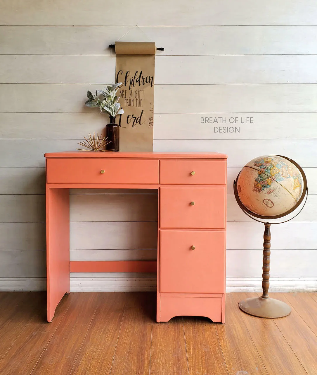 Dixie Belle Flamingo Chalk Paint