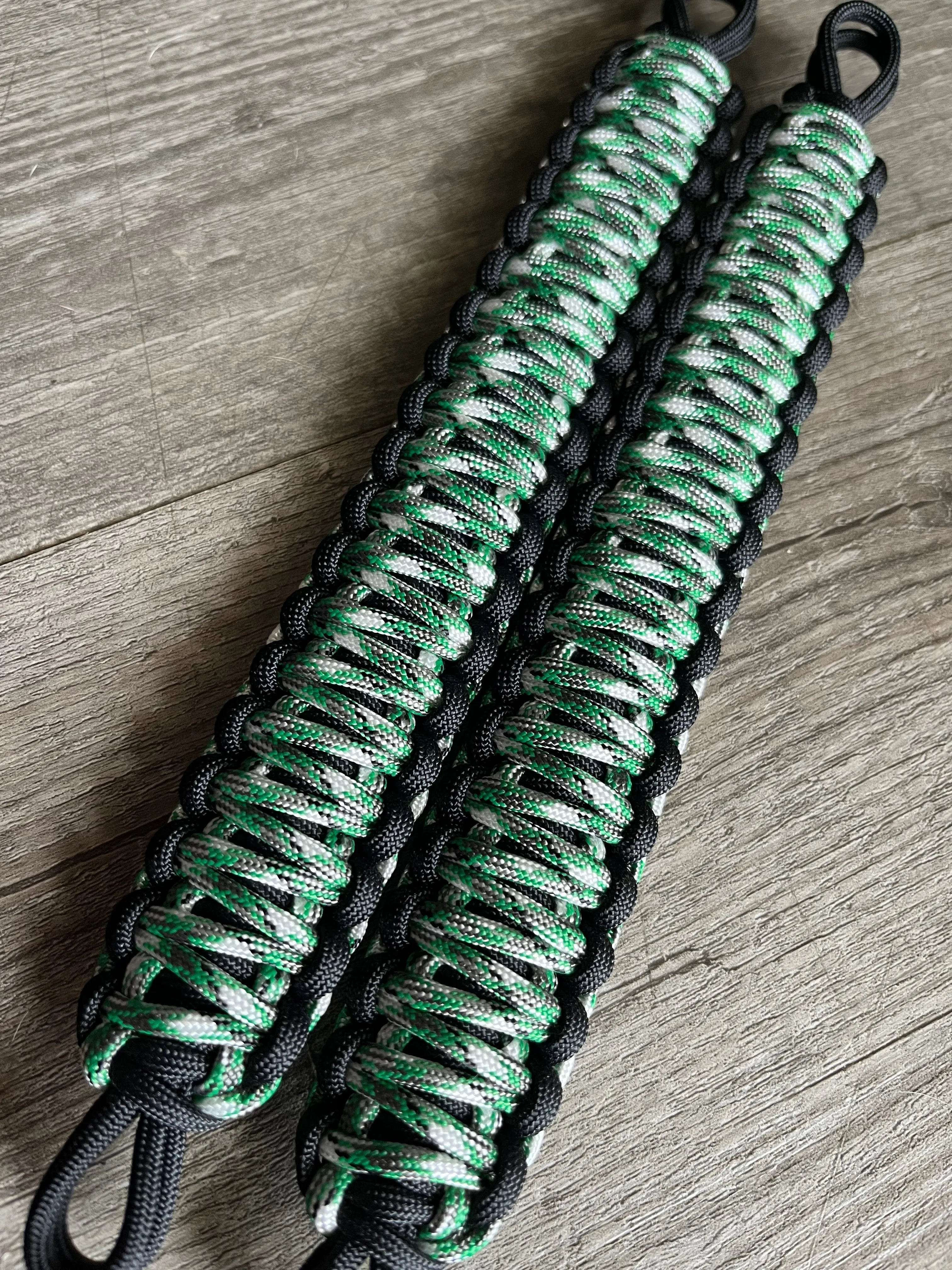 Krawlergrips Kelly Green Camo Paracord Grab Handle