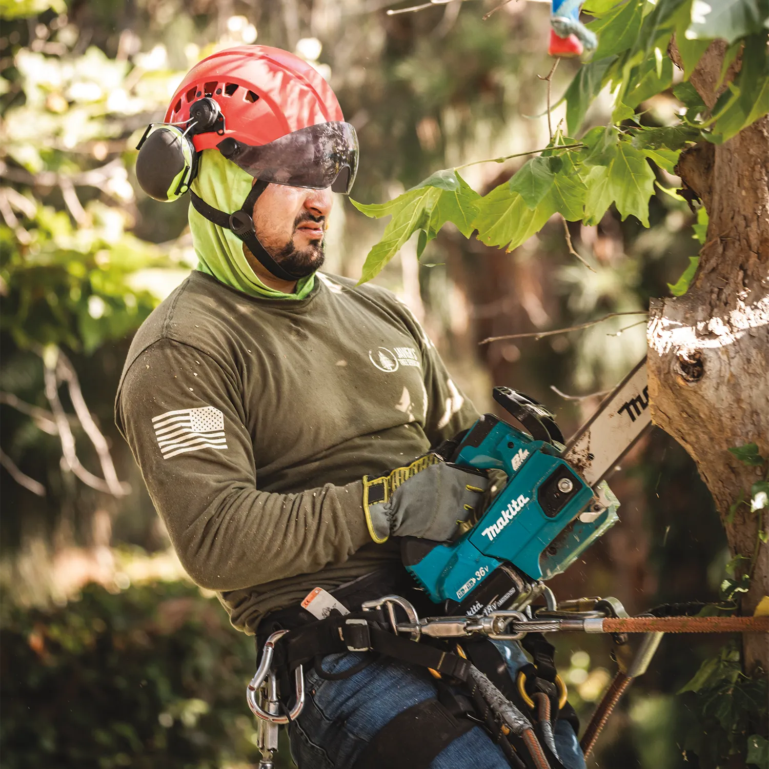 Makita XCU08PT 36V (18V X2) LXT Brushless 14" Top Handle Chain Saw Kit