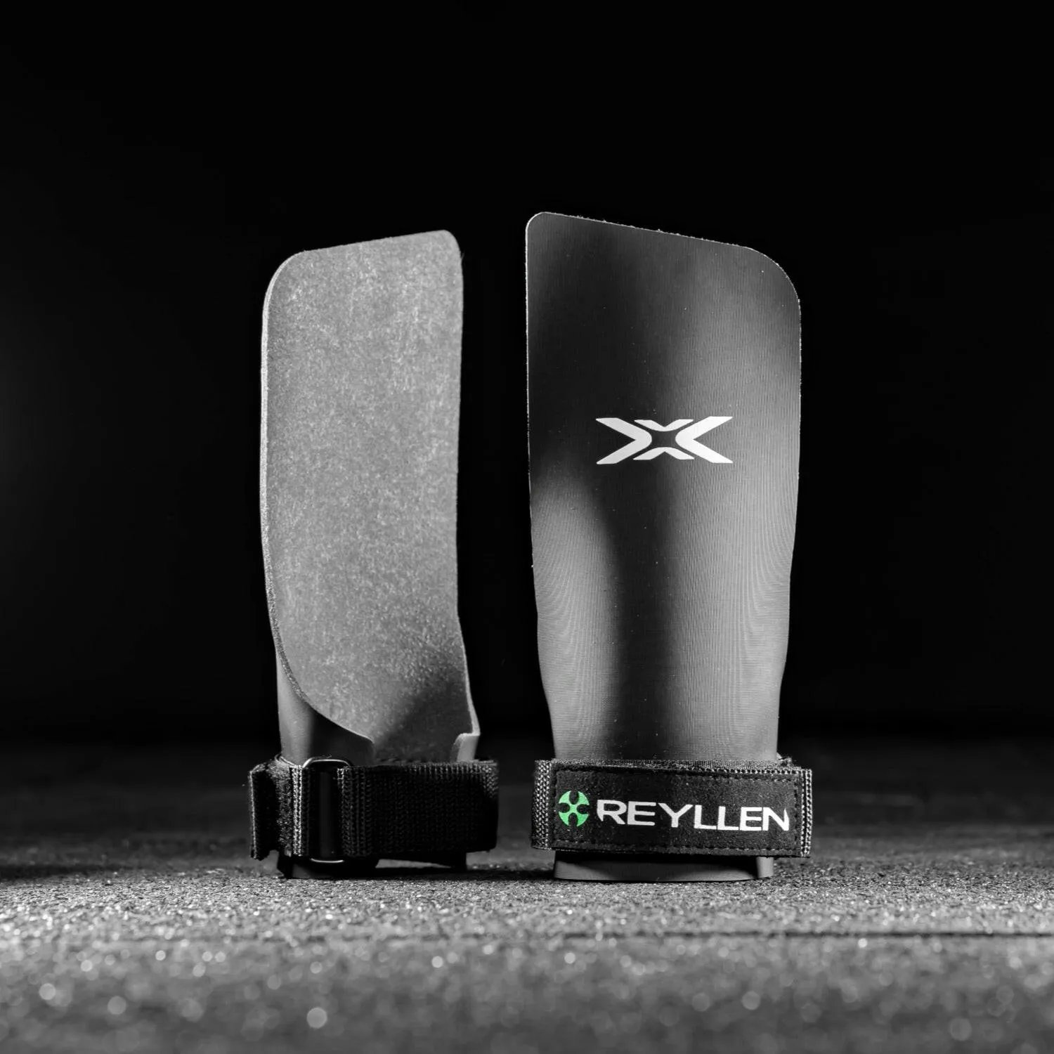 Merlin X4 Gymnastic Grips Fingerless