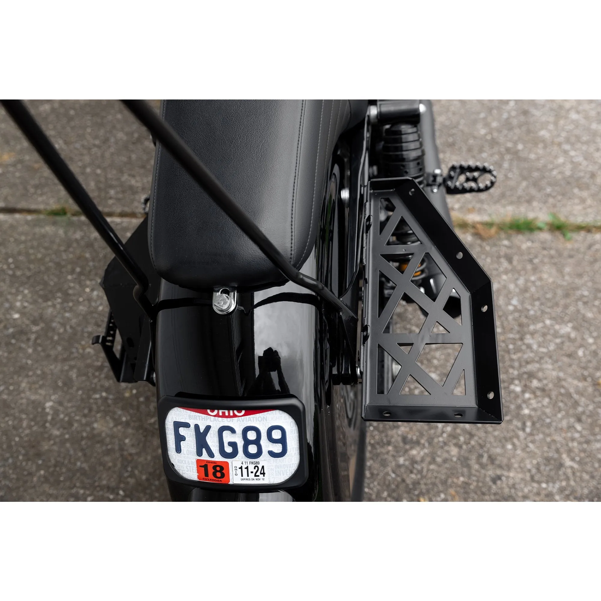 Moto Luggage Rack - Right Side - 2006-2017 Harley-Davidson Dyna