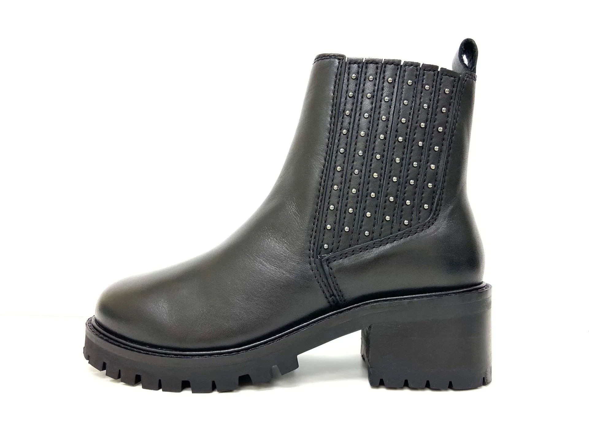 Saka Black Studded Chelsea