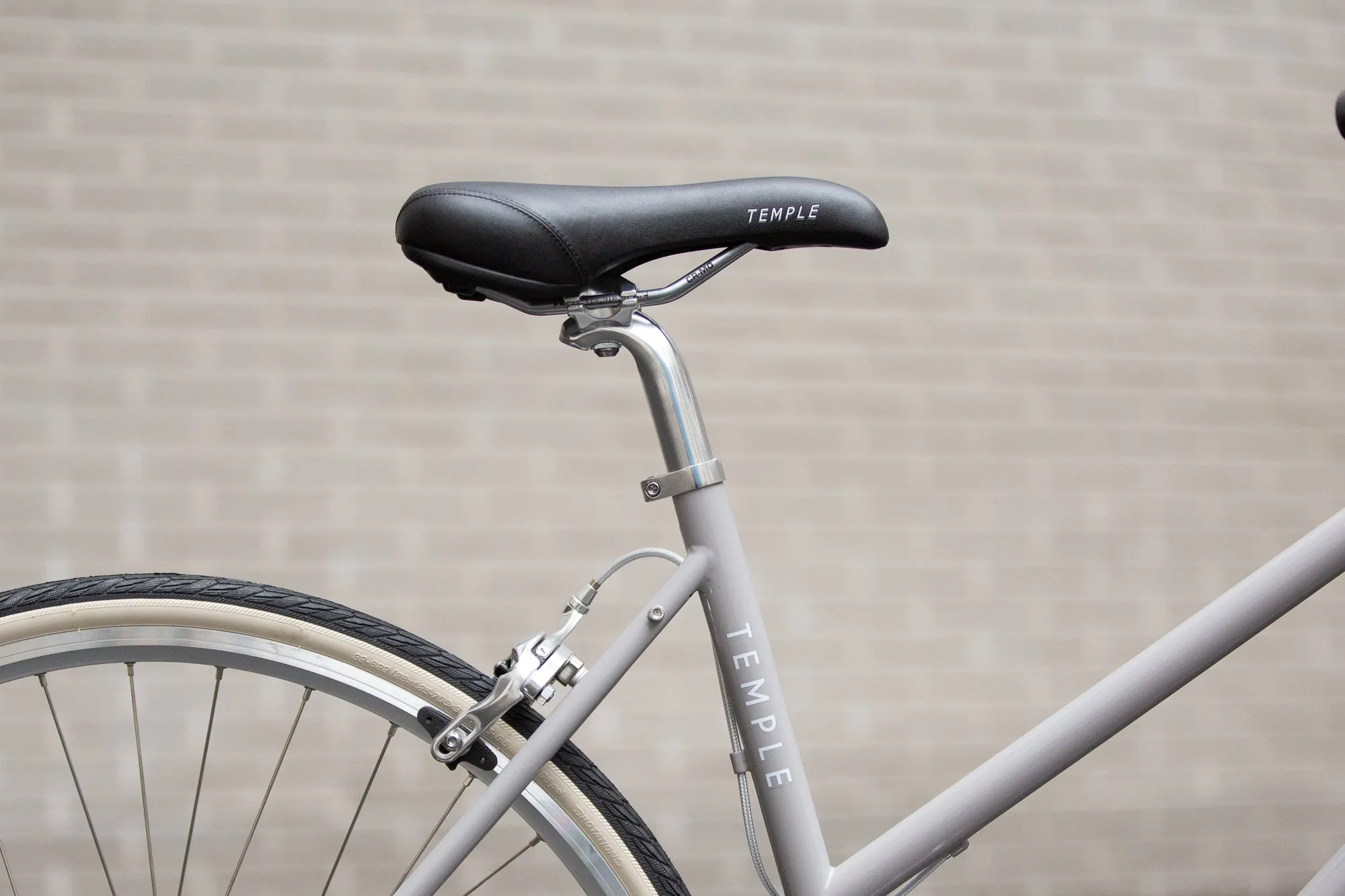 Temple Comfort Saddle Black